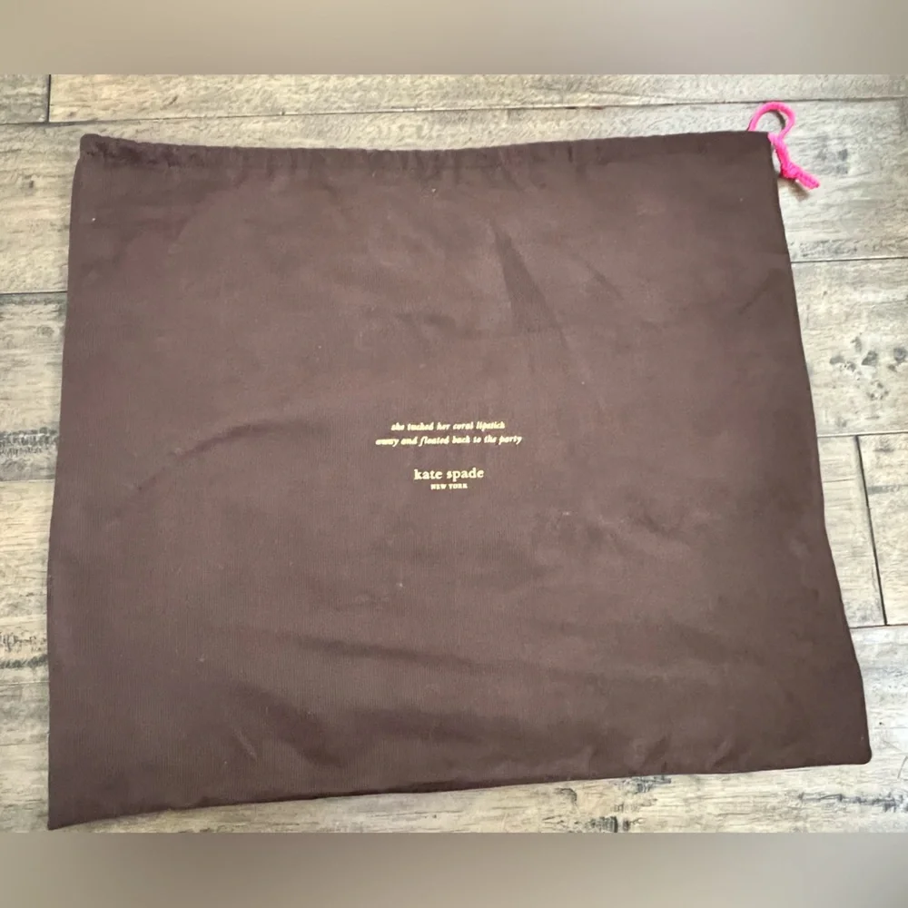 KATE SPADE SATCHEL, Very Good Condition - Picture 11 of 13